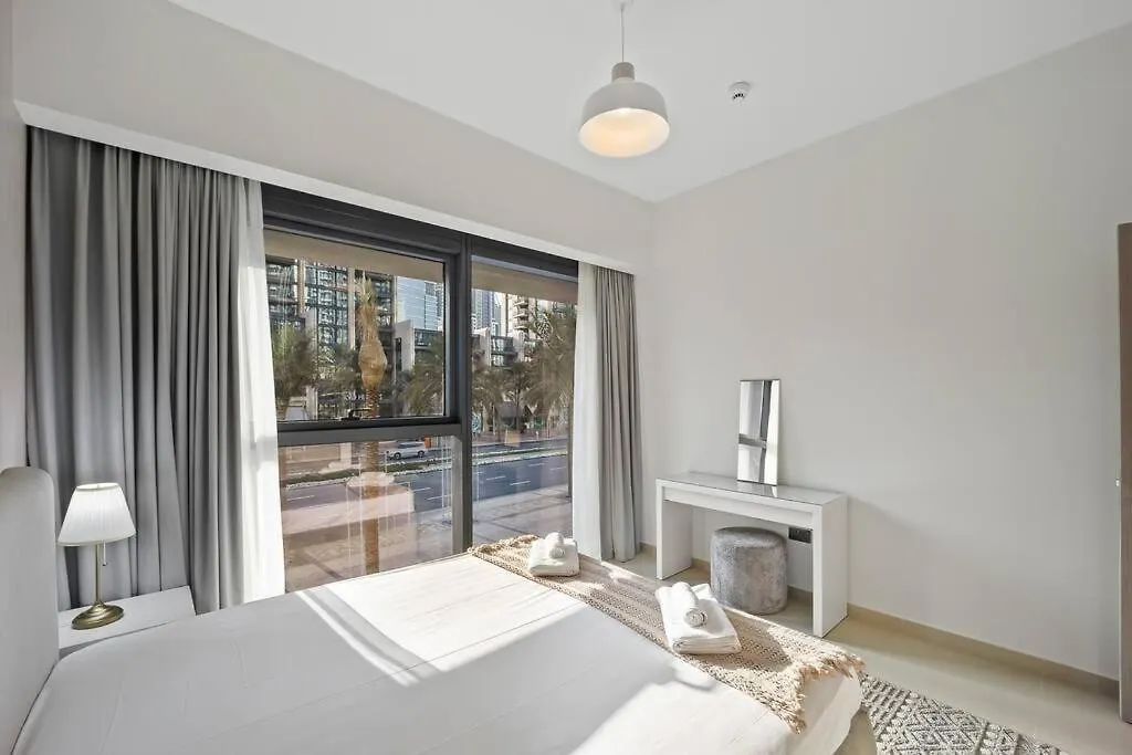 Brand New 1Br Downtown - Next To Dubai Mall 0*,  Emirados Árabes Unidos